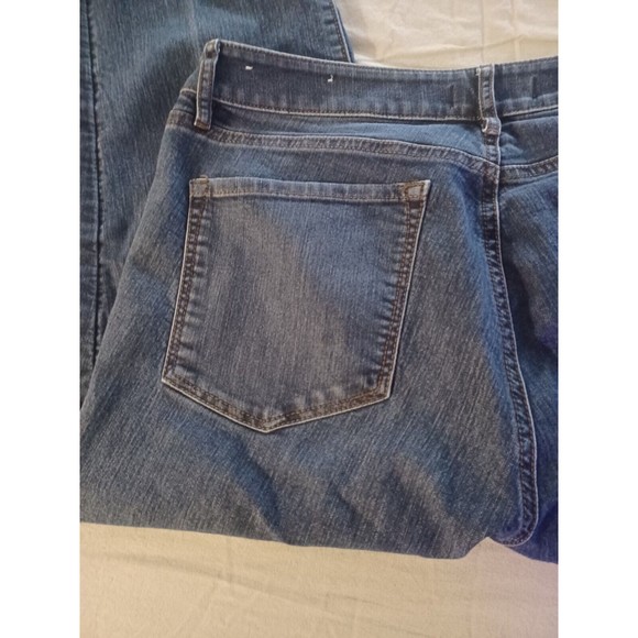 LOFT Women's Size 31/12 Mid Rise Straight Jeans - Picture 9 of 12